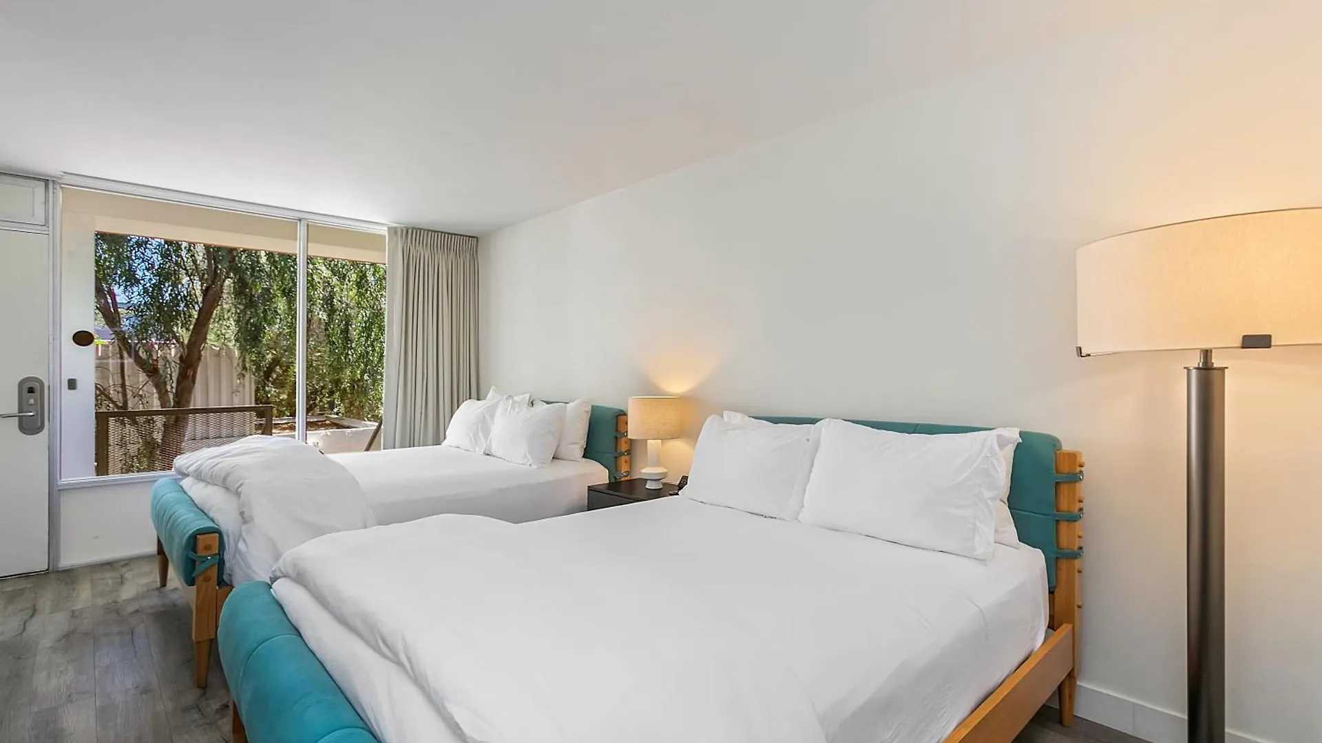 Papago Hotel By Reside, Trademark Collection By Wyndham Scottsdale 4*,